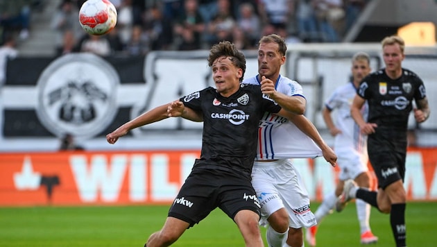 Kronberger (li.) und Pirkl im Duell. Mittlerweile kicken beide für die Austria.