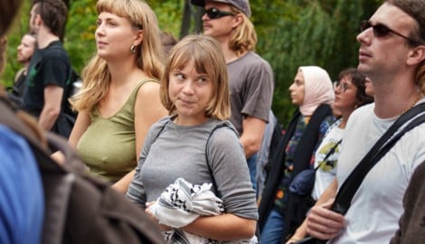 Greta Thunberg (Mitte) bei einer Pro-Palästina-Demo Ende August in Dänemark (Archivbild). 