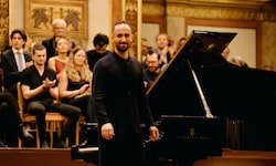 Igor Levit hat die ersten vier seiner acht Konzerte mit allen 32 Beethoven-Sonaten im ...