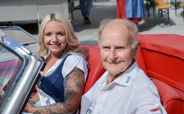 Marktprinzessin Miriam ist für das bunte Treiben am Kolomonimarkt schon bereit