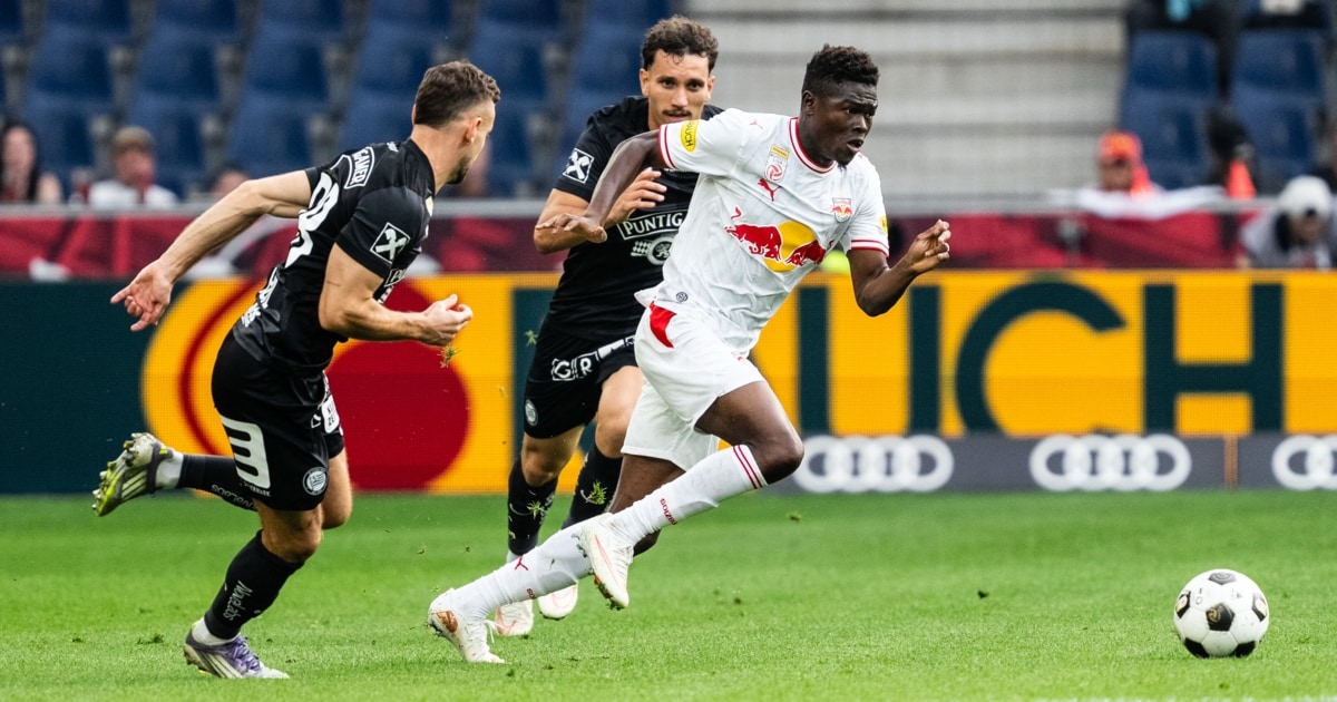 Különösen türelmesnek kell lenniük a Salzburg-szurkolóknak