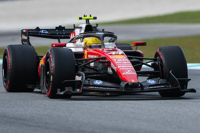 Lewis Hamilton im Ferrari.