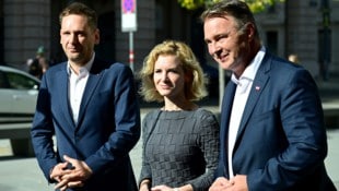 Klubobmann Philip Kucher, Bundesministerin Eva-Maria Holzleitner und Vizekanzler Andreas Babler ...