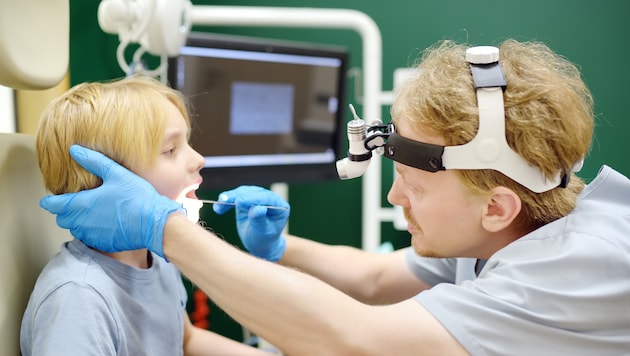 Die Wartezeiten sind vor allem für Kinder ein Problem – sie fallen in der Entwicklung zurück ...
