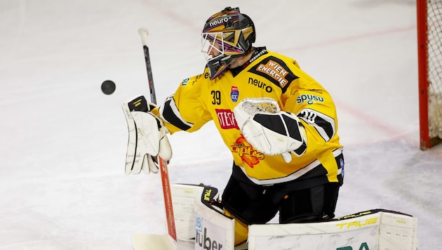 Adam Reideborn bleibt bis 2028 bei den Vienna Capitals.
