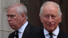 Gericht erklärt Durchsuchungen von Ex-Prinz Andrews Wohnsitzen für rechtswidrig! Der jüngere ...