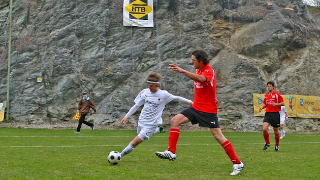 In Aldrans musste 2009 aufgrund eines Felssturzes die Wand gesichert werden.