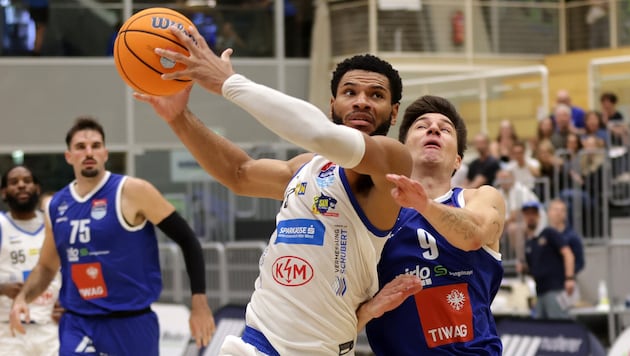Jaylen Bates & seine „Wölfe“ gehen genauso ungeschlagen ins Derby wie die Traiskirchen Lions.