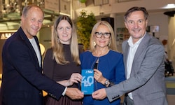 Feierten 40 Jahre Sportzentrum: Ex-Boss Wolfgang Becker, Nachfolgerin Sabrina Rohrmoser, ...