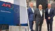 Die APL-Gruppe erwartet zum Jubiläum einen Rekordumsatz. Darüber freuen sich Markus Widner sowie ...