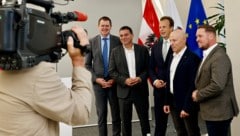 Erich Schaflinger (2.v.re., mit Ulf Drabek, Peter Umundum, Karlheinz Kornhäusl und Marco ...