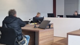 Es musste laut werden am Landesgericht Eisenstadt, weil der Angeklagte seinem Vernehmen nach ...