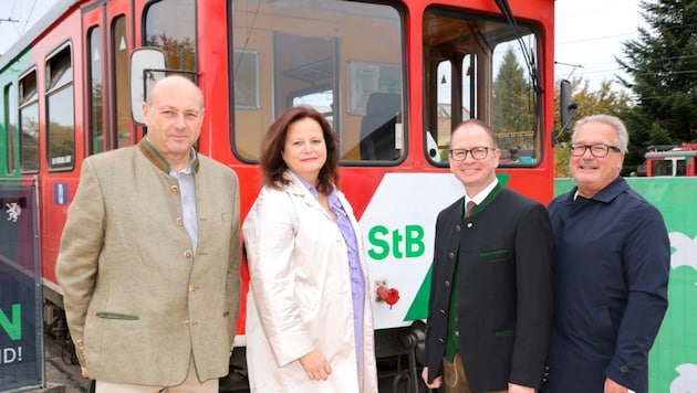 Feierten 95 Jahre Gleichenberg Bahn: Steiermarkbahn-GF Peter Kronberger, Verkehrslandesrätin ...