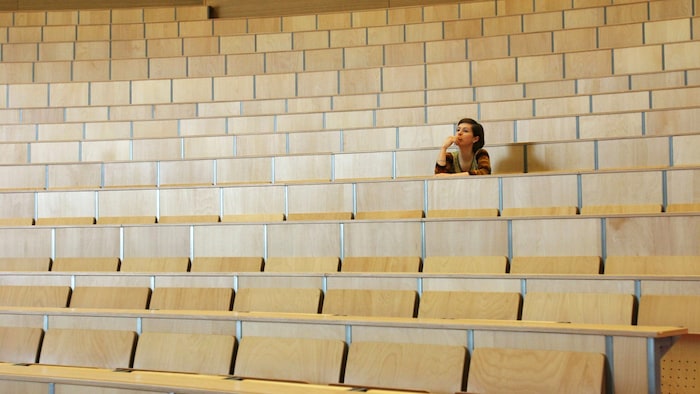 Einige Hörsäle an Österreichs Universitäten sind praktisch leer.