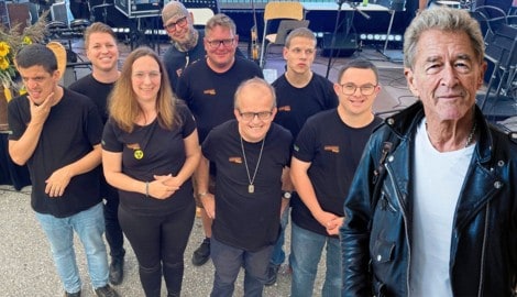 Auch Rocklegende Peter Maffay (re.) ist Fan der steirischen Inklusionsband.