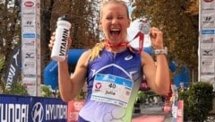 Julia Mayer