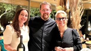 Marietta Stegbuchner (Moët Hennessy) und JRE-Koch Max Leodolter fühlten sich bei Anja Moritz in ...