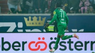 Claudy Mbuyi traf mit seinem ersten Ballkontakt.
