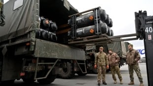 Die USA drohen damit, die Waffenlieferungen an die Ukraine zu blockieren. (Archivbild)