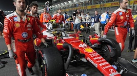 Ferrari-Pilot Lewis Hamilton steht nach dem Singapur-Rennen im Fokus.