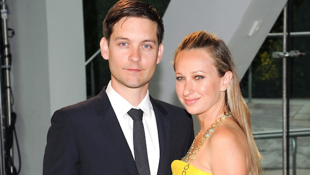 Tobey Maguire und Jennifer Meyer sind seit zehn Jahren kein Paar mehr. Nun leitete der ehemalige ...