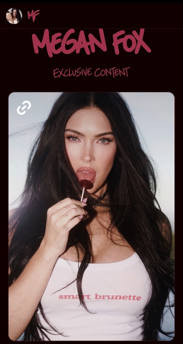 Mit diesem Foto macht Megan Fox unter anderem Werbung für ihre Bezahl-Plattform – und ihr ...