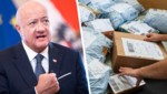 Obwohl alle drei Koalitionsparteien dafür stimmten, ist die neue Paketsteuer regierungsintern ...