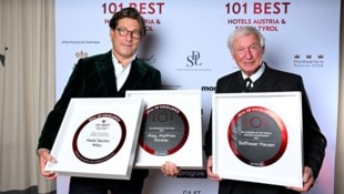 Matthias Winkler (Sacher Hotels) und Balthasar Hauser (Stanglwirt) freuten sich – von links.