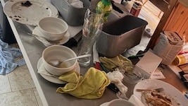 Bilder wie dieses wurden der „Krone“ von einem Gast einer Tiroler Almhütte zugespielt.