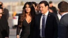 Bei seinem Griechenland-Besuch wurde Marco Rubio von Kimberly Guilfoyle begleitet. Inzwischen ...