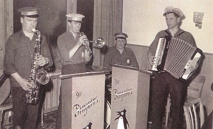 ... oder neue Schlager von den Pinguins (60er Jahre).