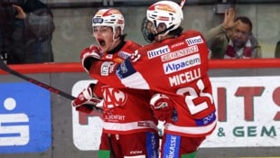 Gegen Salzburg erzielte der 19-jährige David Waschnig (li.) sein viertes Saisontor.