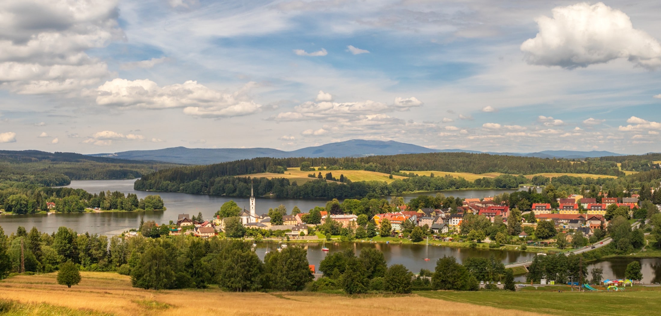 Imgl Rome Von Wanderin entdeckt - Deutsches Dorf taucht in Tschechien wieder auf ...