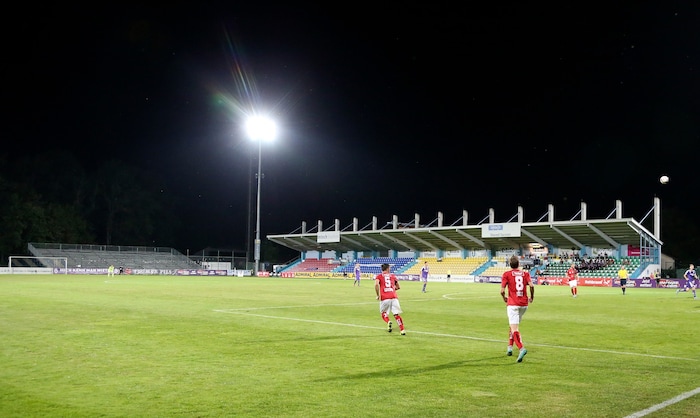 Ende August 2015 ging das Westderby als Geisterspiel in Schwanenstadt über die Bühne.