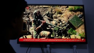 Die Houthis sind schwer bewaffnet und haben in den vergangen Tagen vor allem saudische Flughäfen ...