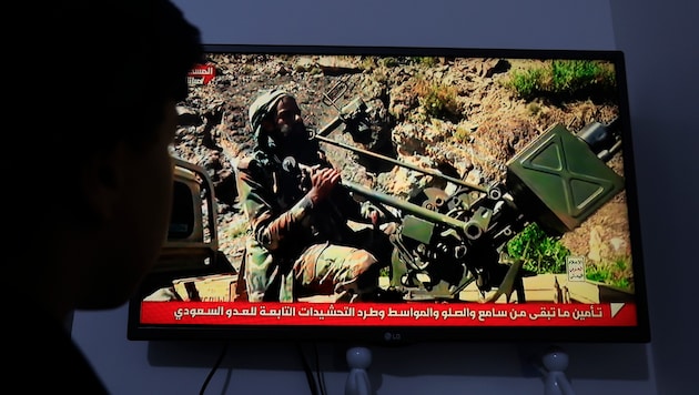 Die Houthis sind schwer bewaffnet und haben in den vergangen Tagen vor allem saudische Flughäfen ...