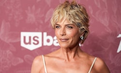 US-Medien zufolge schlug Selma Blair einen Mitarbeiter des Flugpersonals und biss einen ...