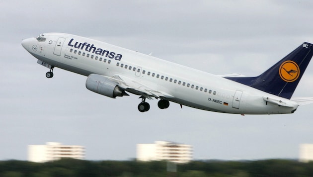 In Los Angeles hätte es bei einem Landeanflug einer Boeing fast einen Unfall gegeben. Die ...
