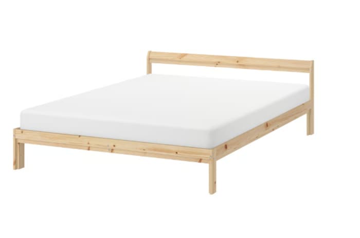 Das Doppelbett „Neiden” kostet nur 69,99 Euro.