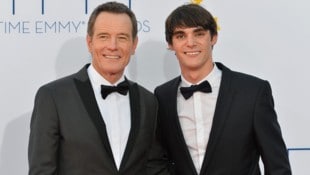 Bryan Cranston nahm auf Instagram in einer bewegenden Nachricht Abschied von seinem „Sohn“ RJ ...
