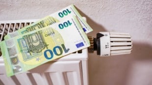 Die Preise fürs Heizen sind massiv gestiegen, alleine beim Öl um 75 Prozent im Vergleich zum ...