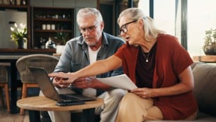 stock.adobe.com null 73 Prozent der Steirer und Steirerinnen lagern ihr Erspartes am Sparbuch, 55 Prozent am ...