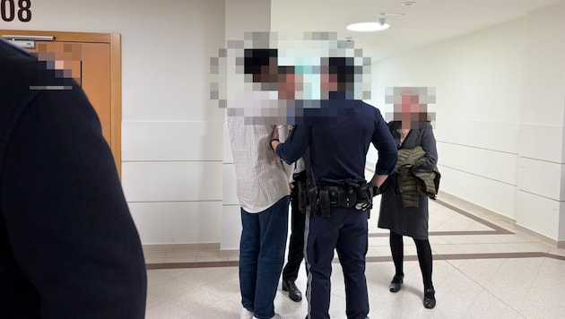 Der Angeklagte wurde vom Vorwurf der Vergewaltigung im Zweifel freigesprochen.