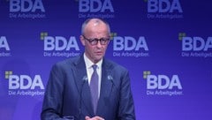 Der deutsche Bundeskanzler Friedrich Merz will ungeachtet seiner schlechten Umfragewerte bei der ...