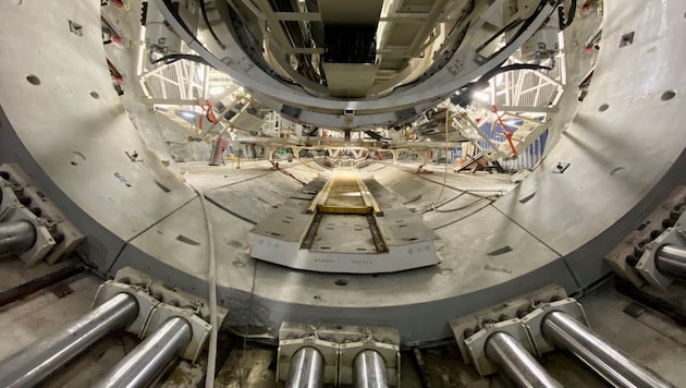 Ein Einblick in das Labor, das den Tunnelbau produktiver und auch sicherer machen soll.