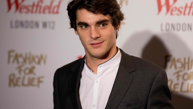RJ Mitte starb im Alter von nur 34 Jahren. Das Leben legte dem Schauspieler viele Steine in den ...