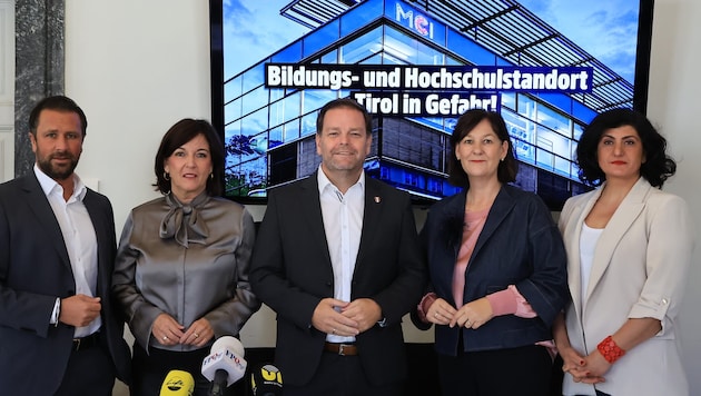 Georg Dornauer, Birgit Obermüller, Markus Abwerzger, Andrea Haselwanter-Schneider und Zeliha ...
