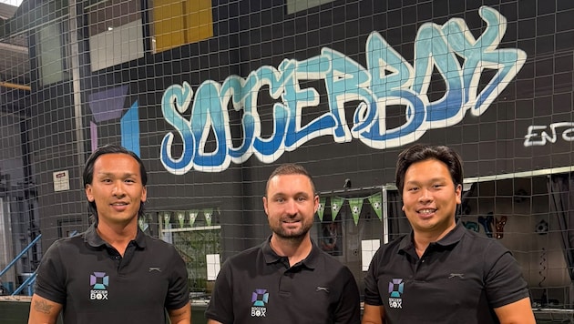 Die rot-goldenen Ex-Kicker Pierre Wang, Arnold Ernst und Mike Wang (v.l.) sind die neuen Chefs ...