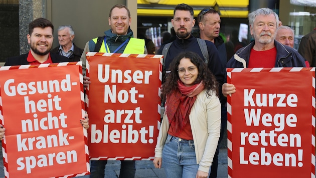 Nach der Demo gegen den Gesundheitsplan in St. Pölten (siehe Bild) wird jetzt von der Plattform ...