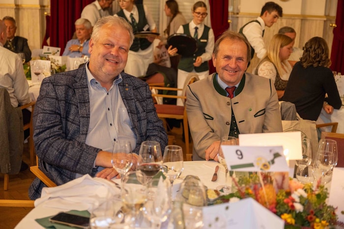 Kammeramtsdirektor Werner Brugner (re.)
